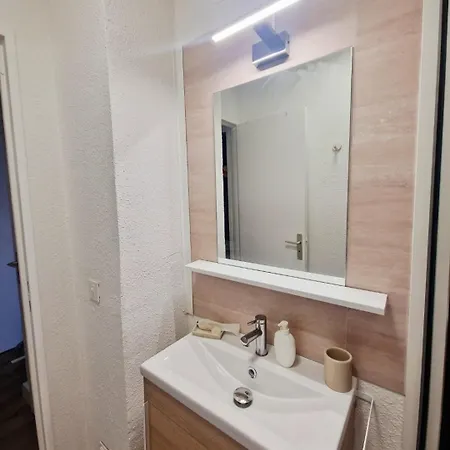 דירה F2 Avec Terrasse Et Vue Lagune Rdc Cap Coudalere לה ברקרה