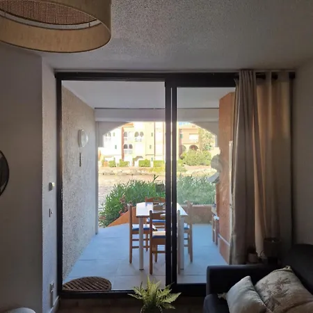 F2 Avec Terrasse Et Vue Lagune Rdc Cap Coudalere