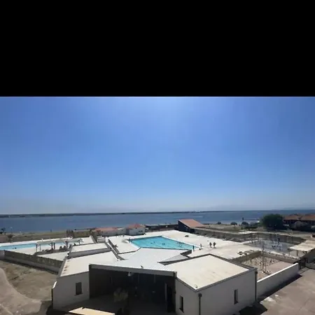 F2 Avec Terrasse Et Vue Lagune Rdc Cap Coudalere Apartamento